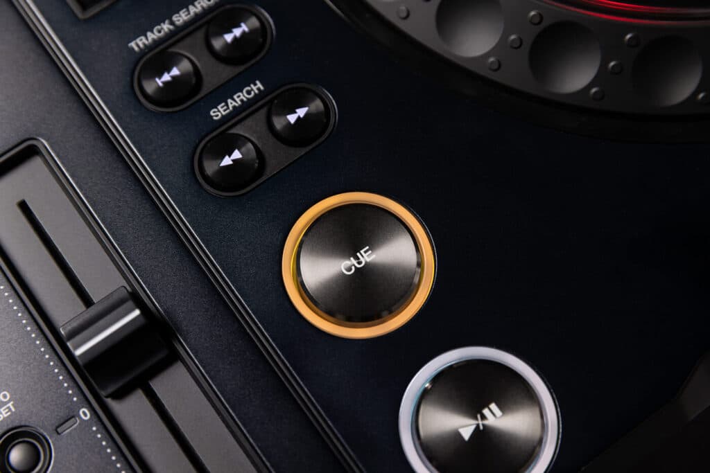 CDJ-3000X – עמדת DJ מלאה עם שני נגנים