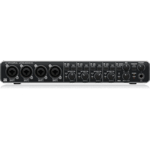 Behringer UMC404HD – מבט קדמי עם ארבע כניסות.