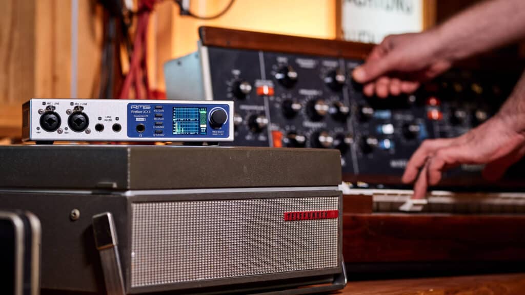 RME Fireface UCX II – שימוש בעמדת אולפן מקצועית