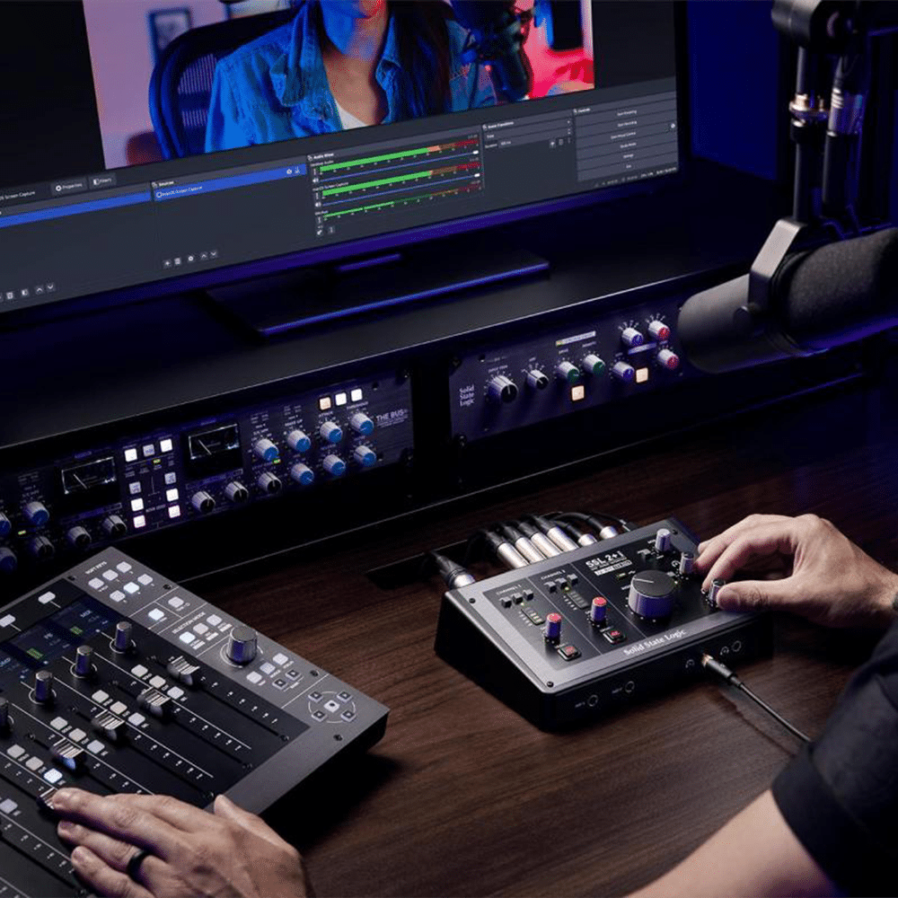 SSL 2 MKII – שתי יציאות אוזניות עצמאיות בלוח הקדמי