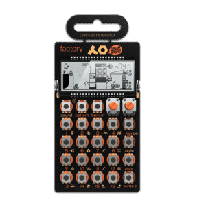 Teenage Engineering PO-16 Factory על שולחן אולפן עם אוזניות