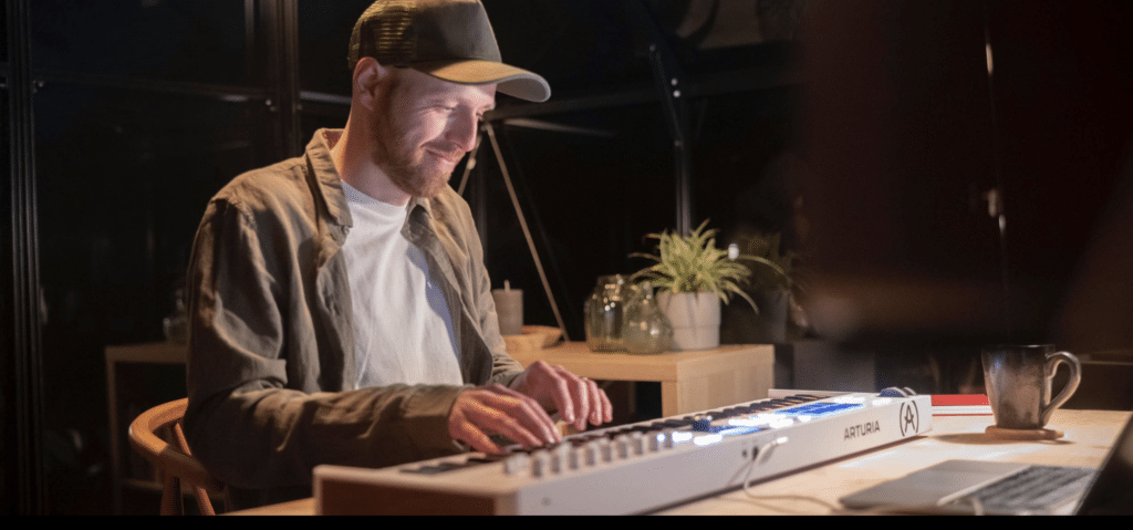 Arturia KeyLab Essential mk3 פדים ונובים לשליטה