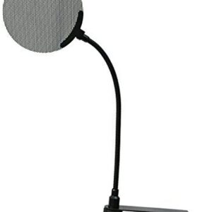 מסנן פופ MXL PF-002 מותקן מול מיקרופון באולפן