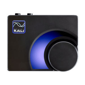 Kali Audio MV-BT מודול Bluetooth מקצועי – מבט קדמי עם בקרת עוצמה וחיווי LED