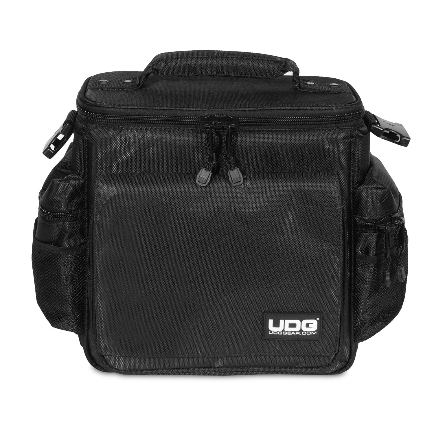 תיק UDG SlingBag Black MK2 מבט קדמי