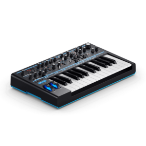 פאנל שליטה של Novation Bass Station II