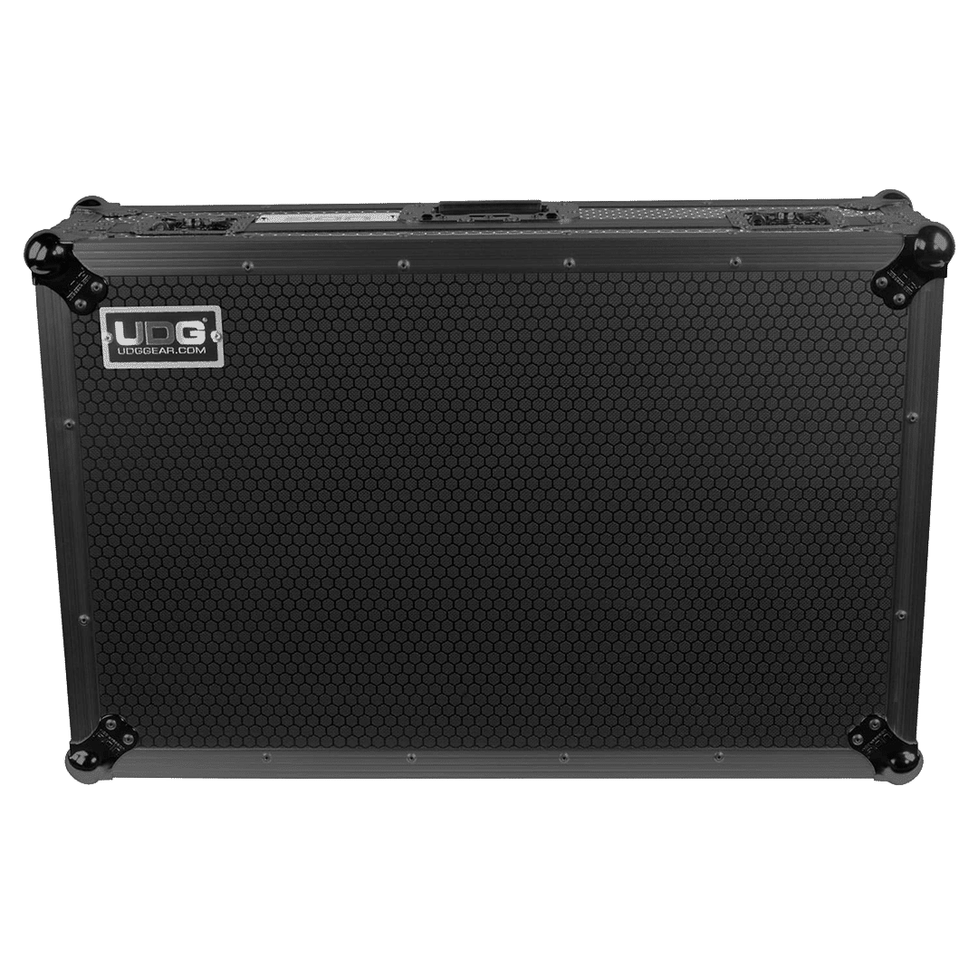 UDG Ultimate Flight Case Pioneer XDJ-RX3 Black Plus — מבט חזית עם מכסה פתוח