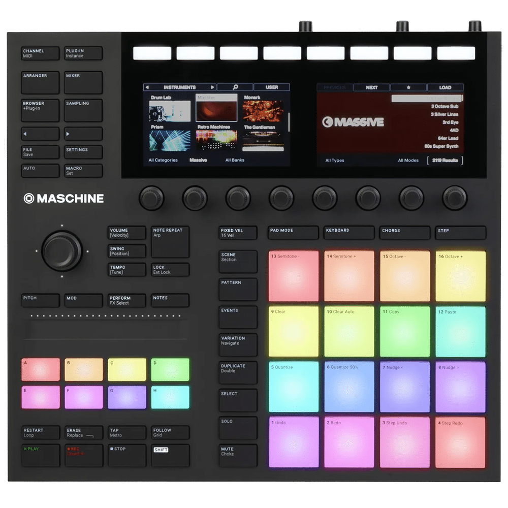 Native Instruments MASCHINE MK3 מבט חזית עם 16 פדים ושני מסכי צבע