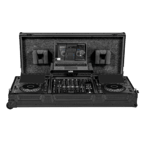 UDG Ultimate Flight Case Set AlphaTheta CDJ-3000X / DJM-A9 Black Plus — מבט חזית